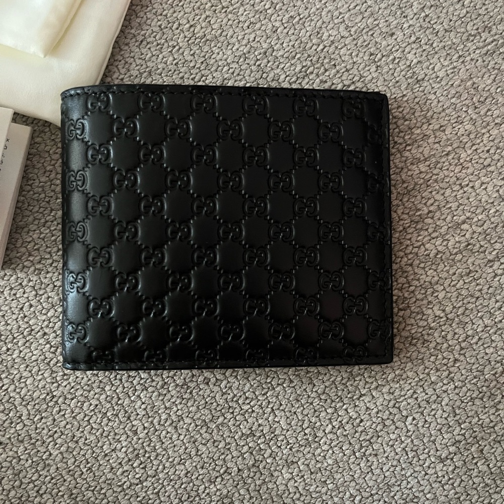 Gucci men wallet